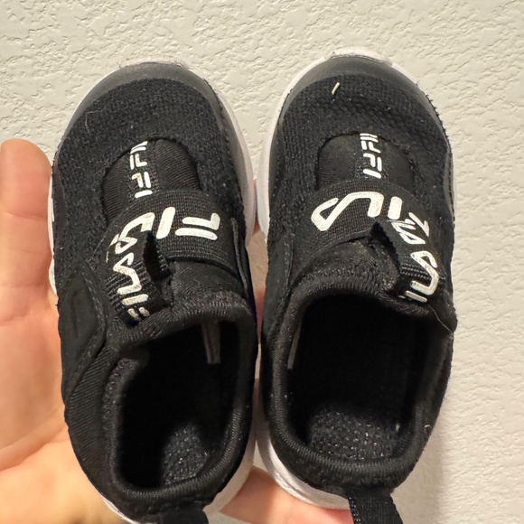 Lot of Toddler Tennis Shoes Sz 6 - Picture 13 of 16